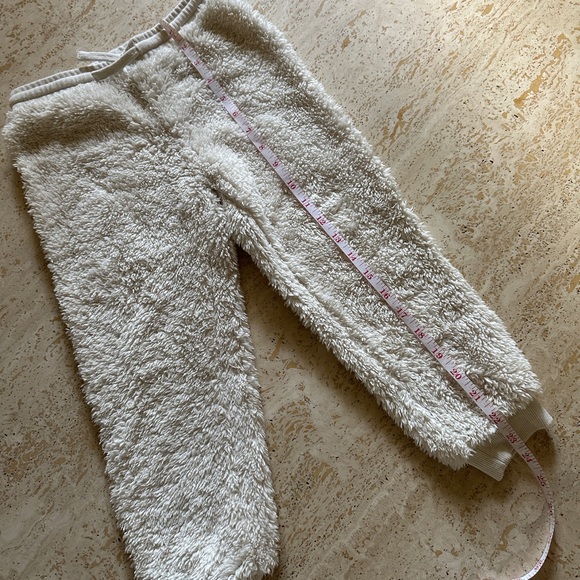 Minnie and Mickey Mouse Disney Sherpa Kids Sweatset - Picture 4 of 8